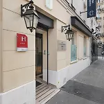 Hotel Courcelles Mederic 3*