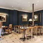 Courcelles Mederic Hotel Paris