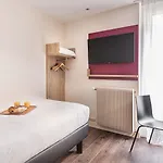 Courcelles Mederic Hotell 3*