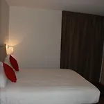 Courcelles Mederic Hotel Parijs