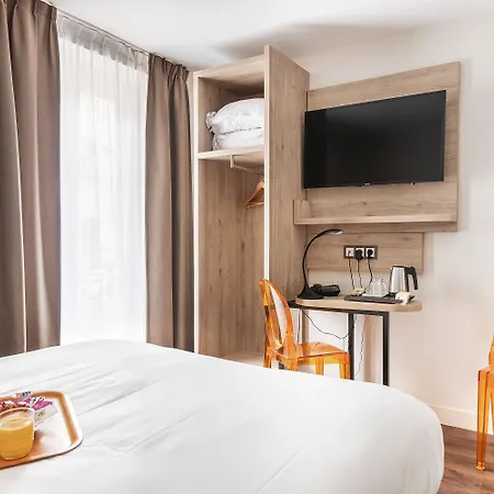 Hotel Courcelles Mederic