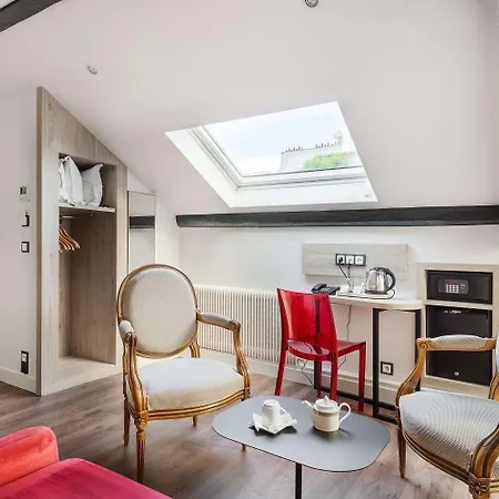 Courcelles Mederic Hotel