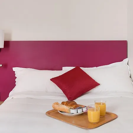 Courcelles Mederic فندق باريس