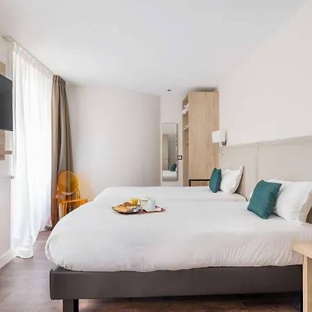 Hotel Courcelles Mederic