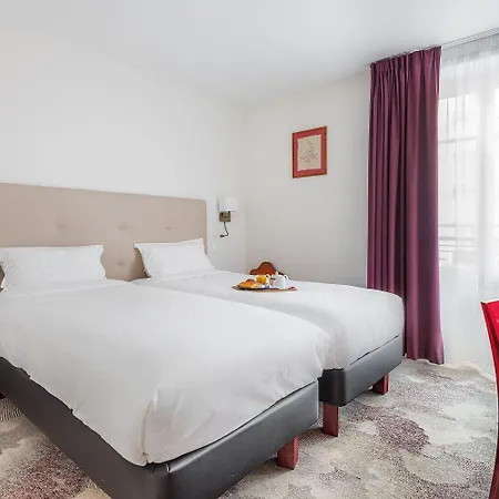 Courcelles Mederic فندق 3*