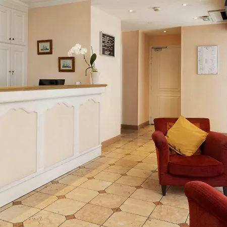 Courcelles Mederic 3*