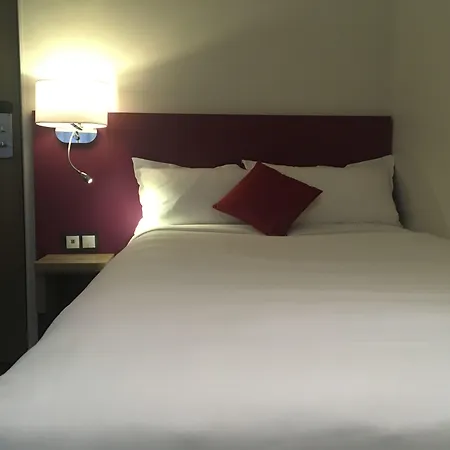 Courcelles Mederic 3* Parijs