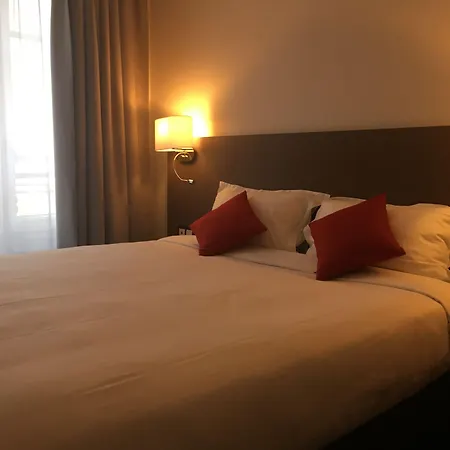 Courcelles Mederic Hotell 3*