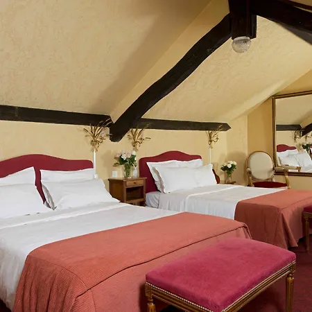 Hotel Courcelles Mederic