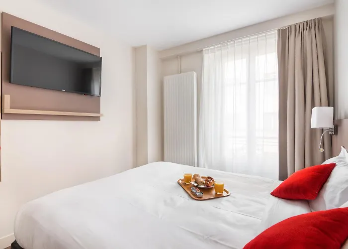 Courcelles Mederic 3* Paris