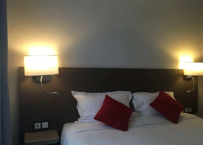 Courcelles Mederic Hotel Paryż