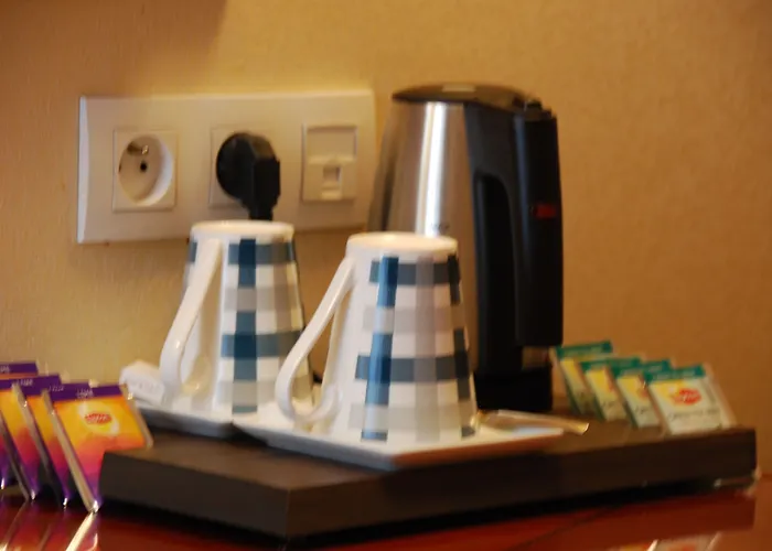 Courcelles Médéric Hotel 3*