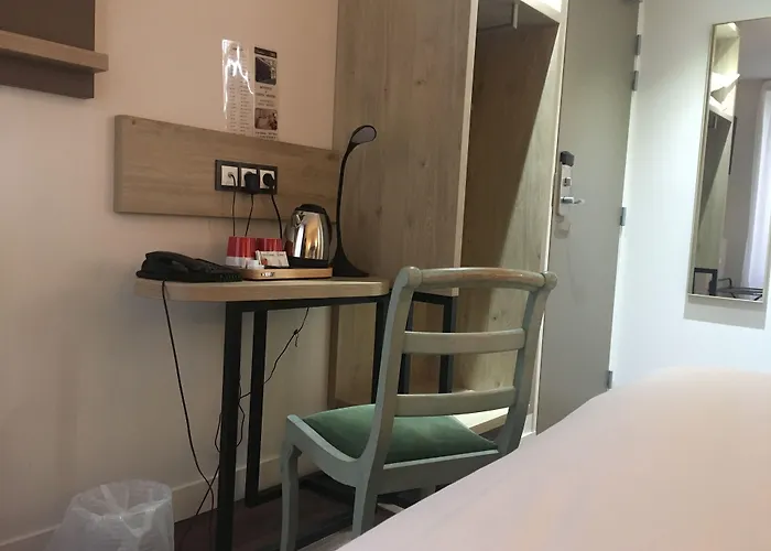 Courcelles Mederic 3* Paris