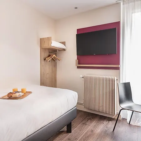 Courcelles Mederic 酒店 3*