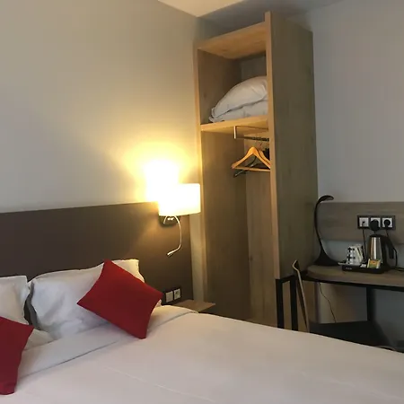 Courcelles Mederic 酒店 巴黎