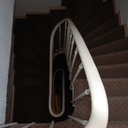 Courcelles Mederic 酒店 巴黎