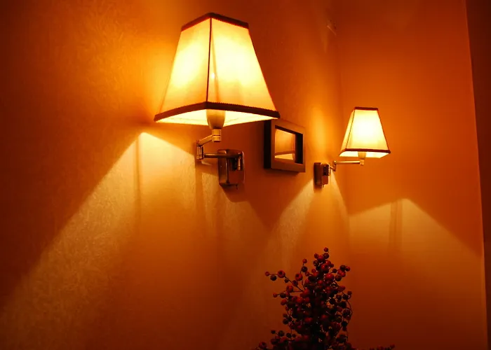 ホテル Courcelles Mederic パリ